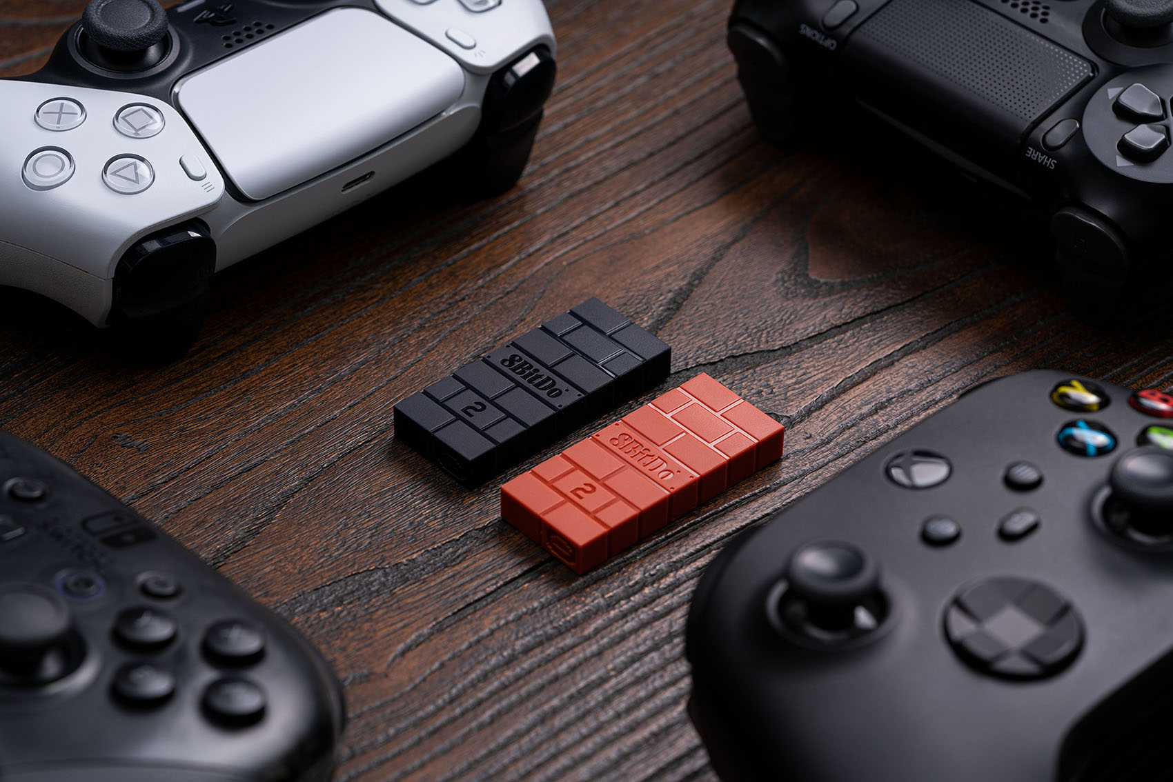 8Bitdo سماعة لاسلكية تعمل بالب - مراجعة Gaming Console Joystick وسعره